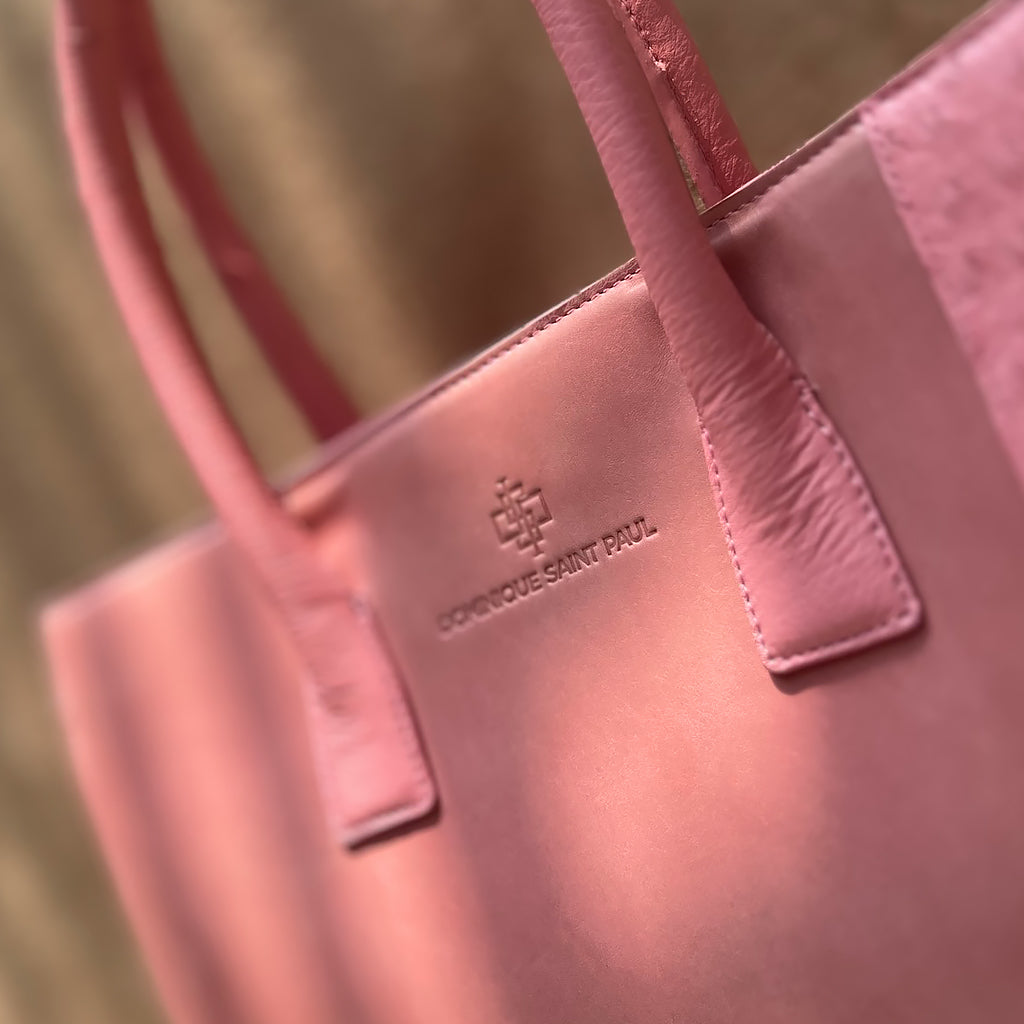 Unleashing the Elegance: Introducing the Ostrich Skin Luxury Handbag by Dominique Saint Paul