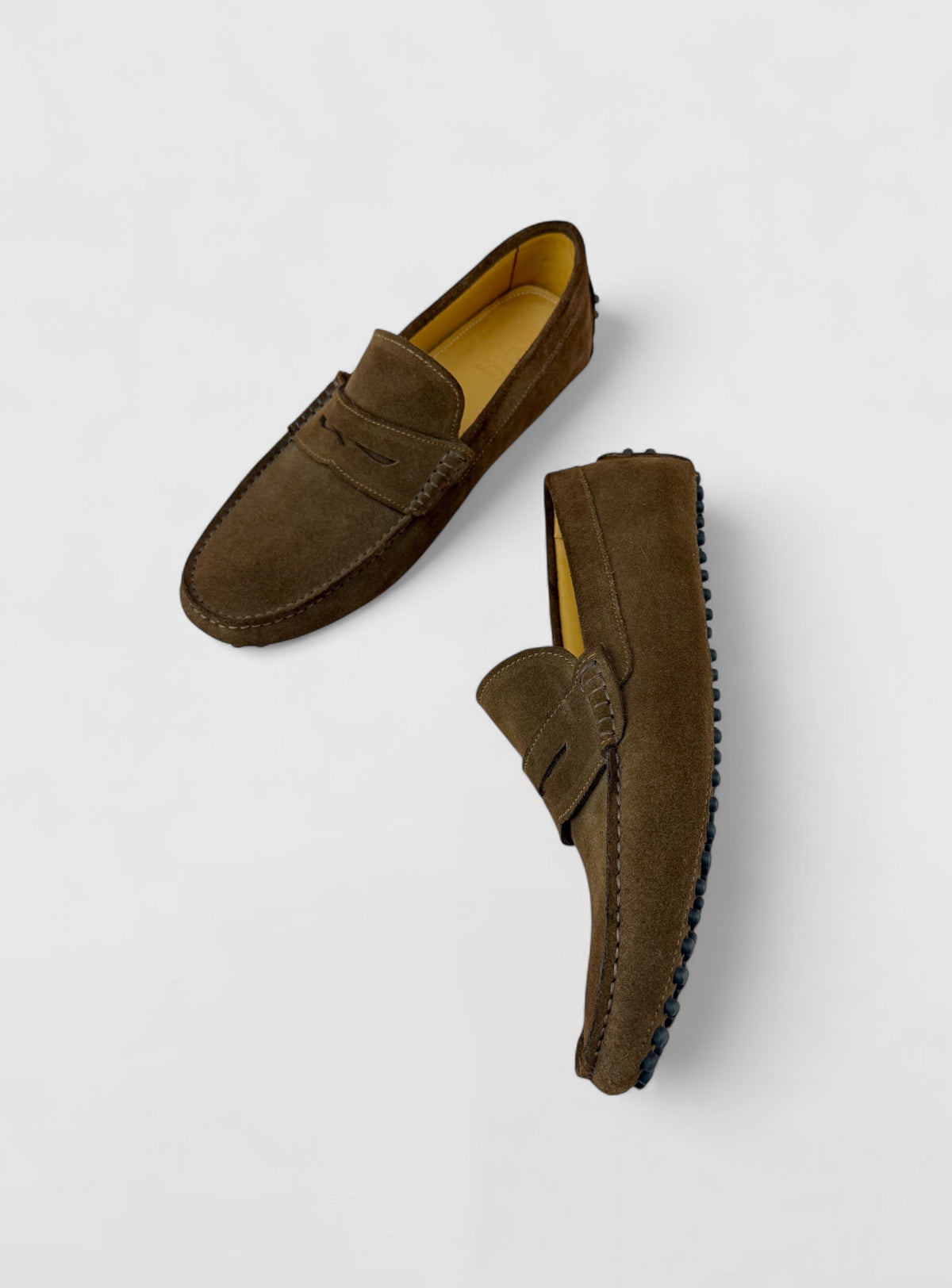 Ayrton Suede