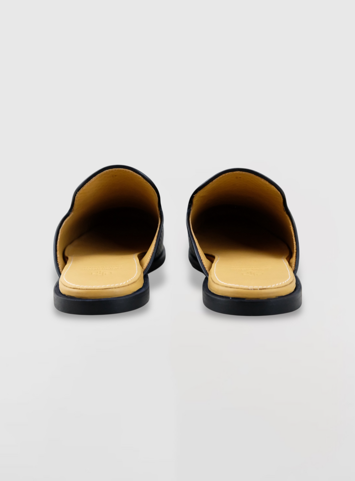 Neruda – Woven Leather Slide