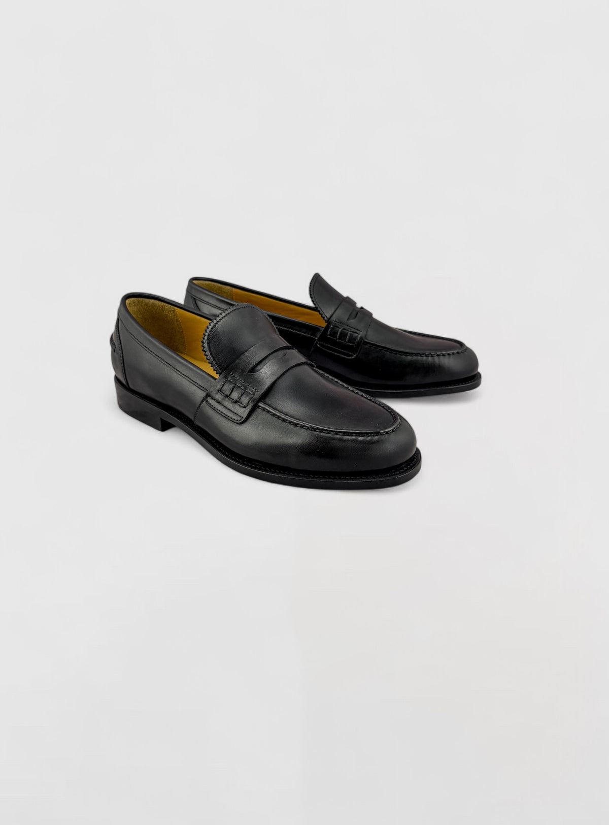 Blake – Round-Toe Leather Loafer